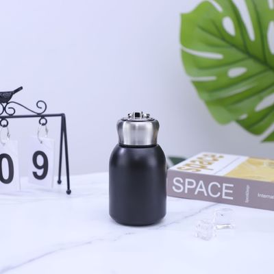 Tazza in acciaio inossidabile con coperchio