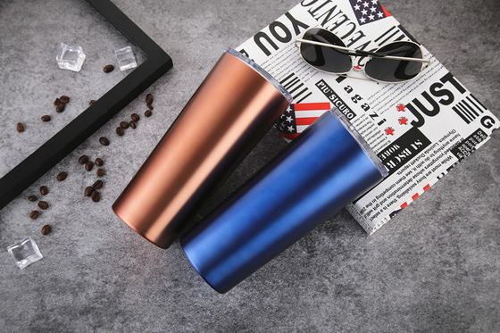 il ghiaccio blu rosso della chiavetta del caffè dell'acciaio inossidabile 17oz/bevanda calda aggredisce con le paglie